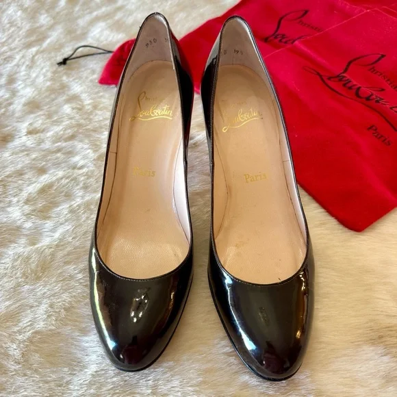 Christian Louboutin black patent round toe pumps 39.5 - Picture 6 of 15